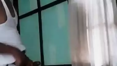 Alone Desi XXX sister sucking her horny brother’s big dick MMS