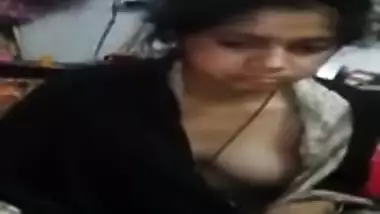 Guy is so persistent that Desi girl has no choice but to let film sexy XXX slit