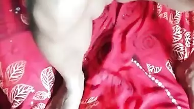 Desi big boob bhabi fingering pussy