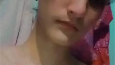 Slim desi horny girl fingering pussy viral nude