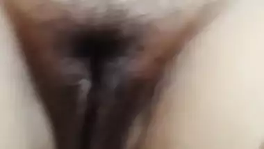 Indian woman showing her boobs and pussy