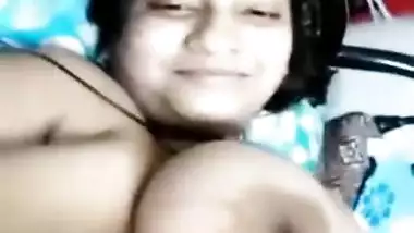 Exposing tits is the first XXX thing for the Indian to do after waking up