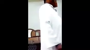 Hindi sex video of a mature guy having fun with a young bhabhi