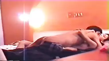 Desi real free porn of Indian wife first night honeymoon fuck in Shimla