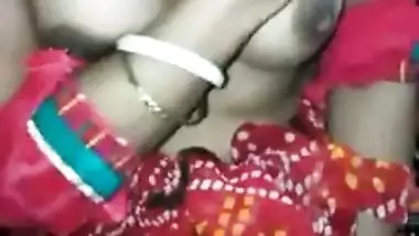 Solo porn clip with Indian girl who touches medium tits and snatch