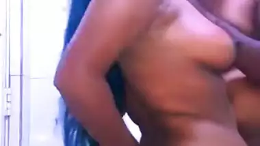 Sri lanka tamil girl and shihala boy - hardcore sex in bathroom