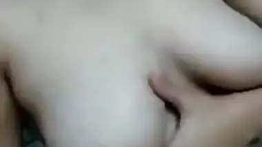 Indian XXX chick gets naughty on Desi camera exposing chudai sex parts