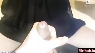 Sexy Sali Ne Jiju Se Condam Lagva Ke Apni Choot Chudvaayi