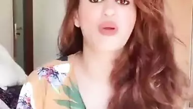 Girls apni chut ka colour light kre