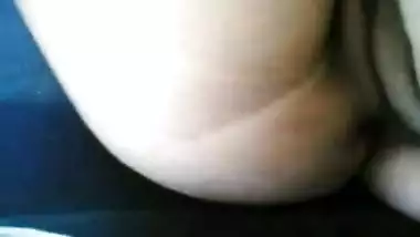 XXX vidoes of an amateur girl having fun with boyfriend in his car