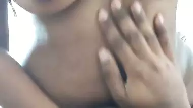 Tamil milf rides on her lover’s cock in desi MMS