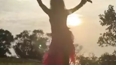 Bellydance Model