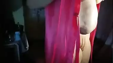 Dirty Desi wife is in XXX heaven when the Bengali husband touches her