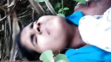 Dehati girl fucked by Bf on fields