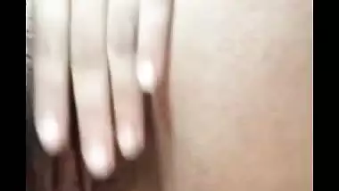 Beautiful hairy pussy rubbing on live cam by horny GF