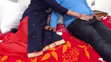 Sagi Indu Chachi Ka Paani Nikal Diya Bhatije Mukul Ne Chachi Amma Ne Bete Ka Lund Choos Ke Apni Chut Chudwa Hindi