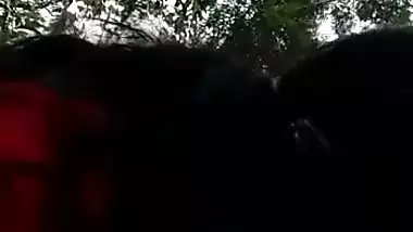 Village girl enjoys outdoor bangla sex by sucking a dick