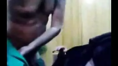 Pakistani sex video of Muslim wife seduced and fucked by doctor