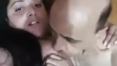 Desi Girl Sucking