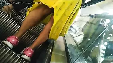 Indian Newly Married chick Upskirt